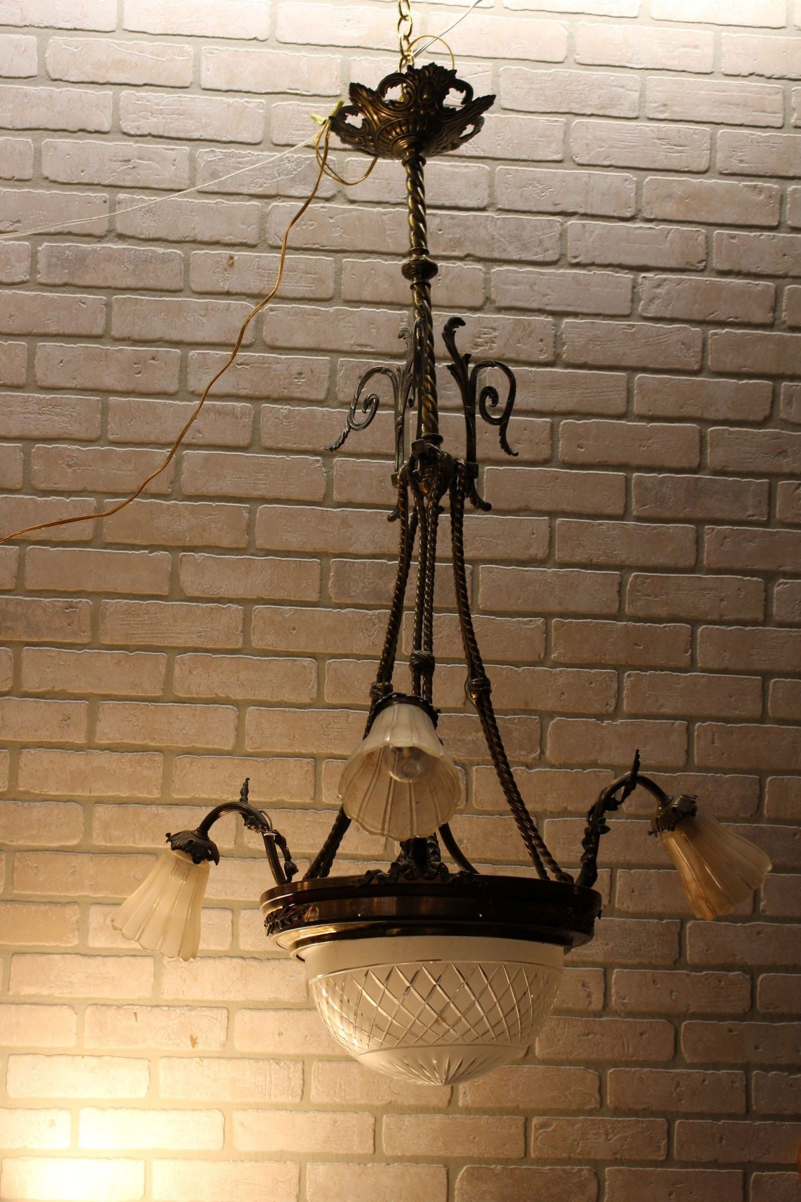 Antique Victorian French Gilded Bronze Twist Extensions 3 Arm Chandelier - 2