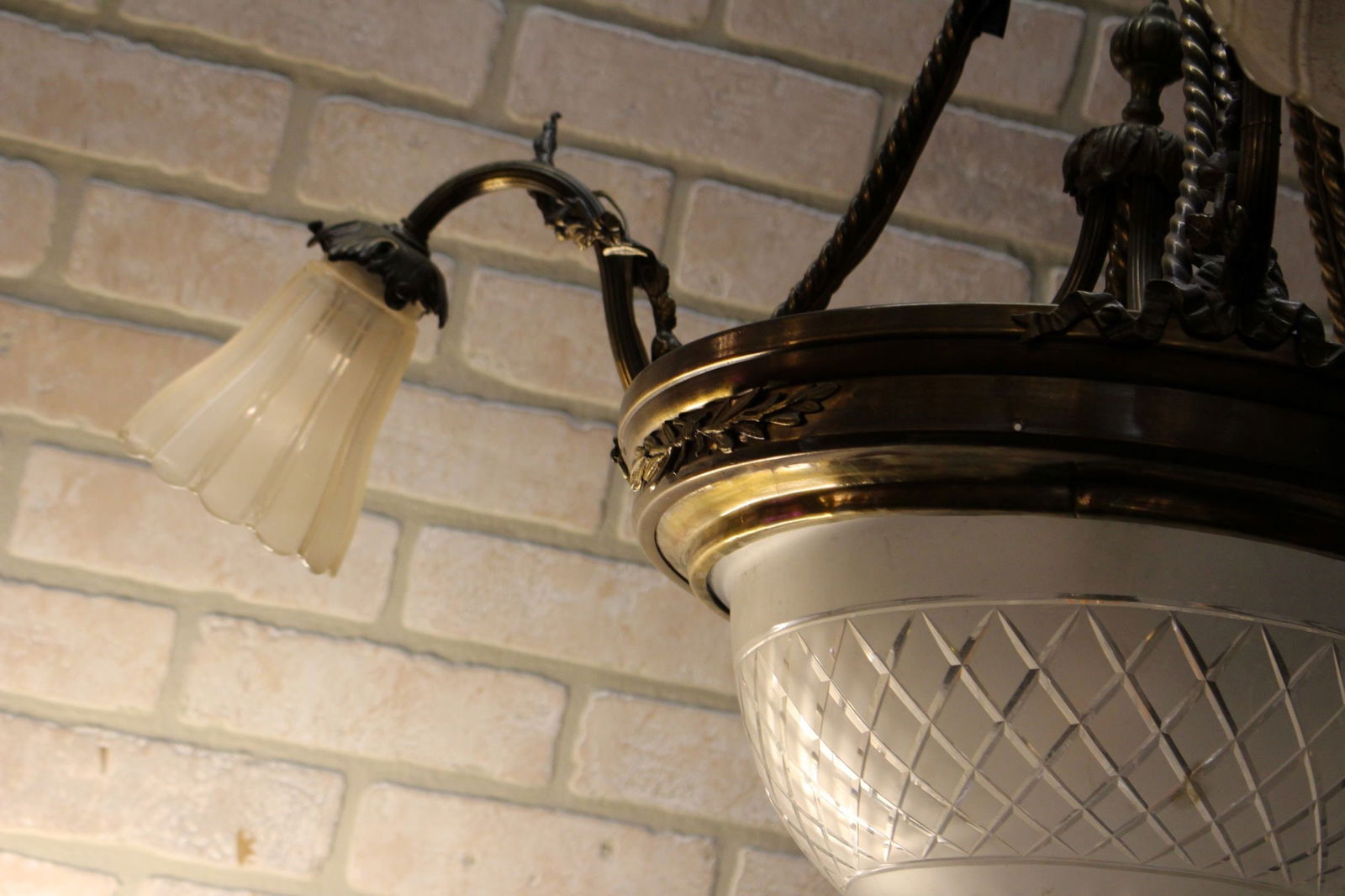 Antique Victorian French Gilded Bronze Twist Extensions 3 Arm Chandelier - 7