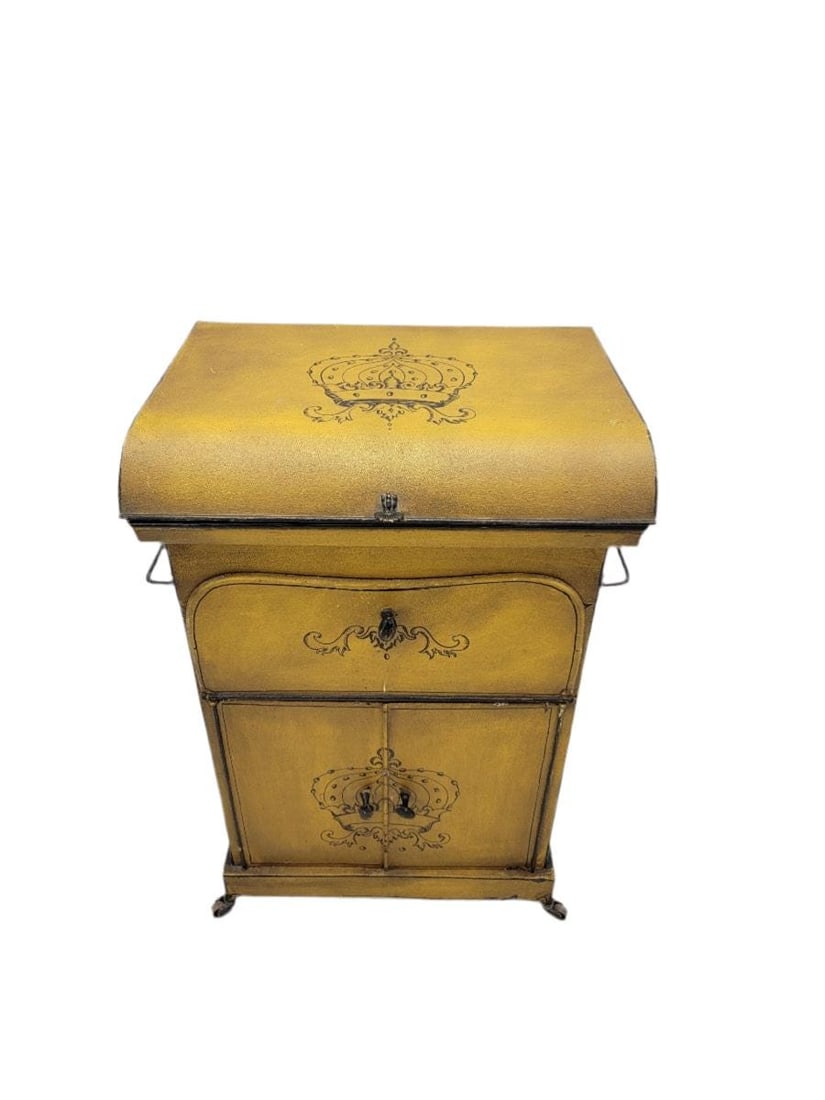 Antique Italian Yellow Metal Wash Stand: Title: Antique Italian Yellow Metal Wash Stand Description: Antique Italian Yellow Metal Wash Stand Now featuring this 19th Century metal wash stand in yellow. The table top opens to reveal a mirror