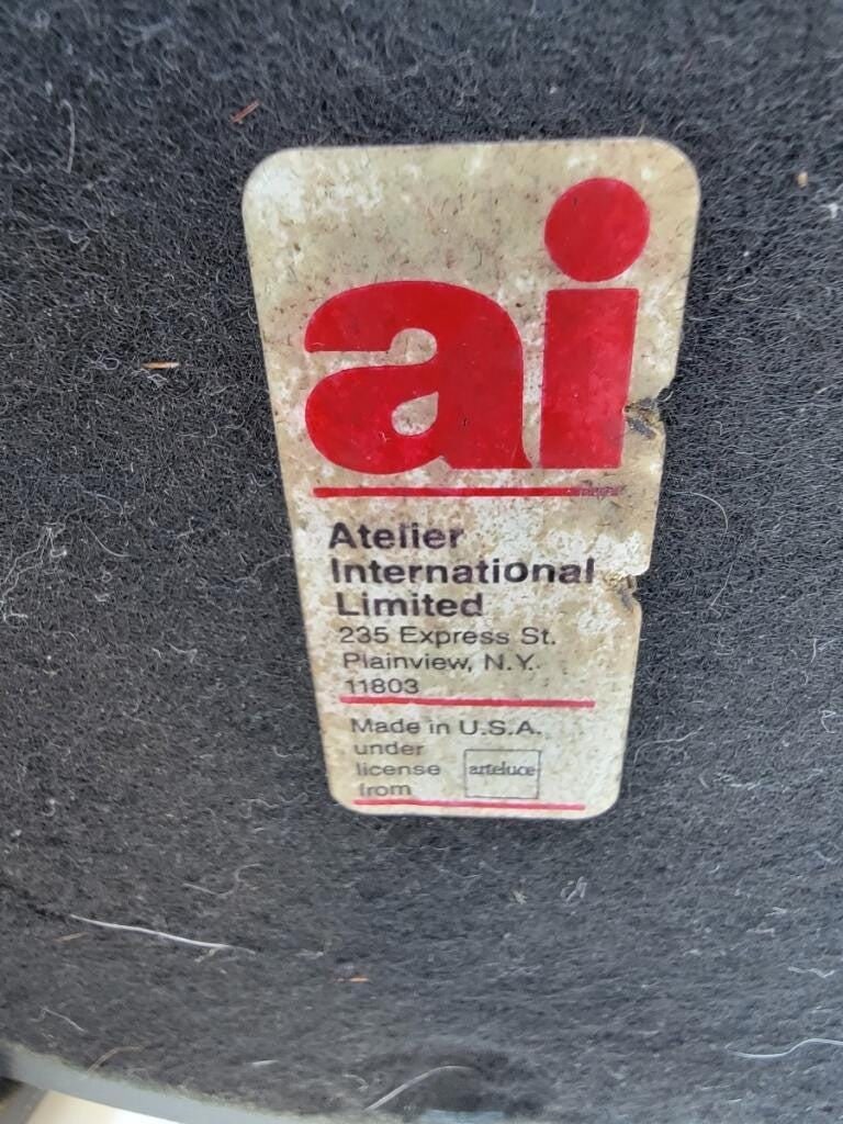 Postmodern Bruno Gecchelin for Arteluce Adjustable Desk Lamp ‘Ring’ - Pair - 9