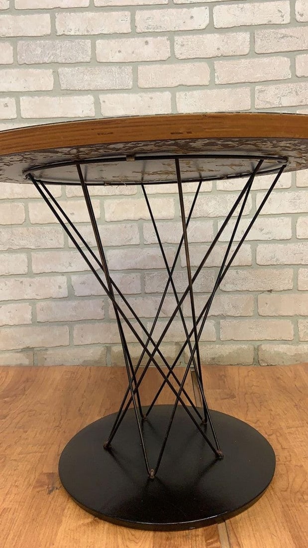 Mid Century Modern Isamu Noguchi Cyclone Side Table - 4