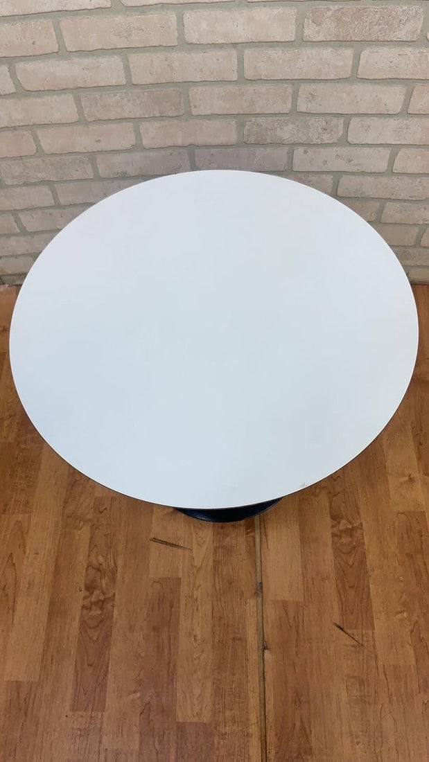 Mid Century Modern Isamu Noguchi Cyclone Side Table - 5