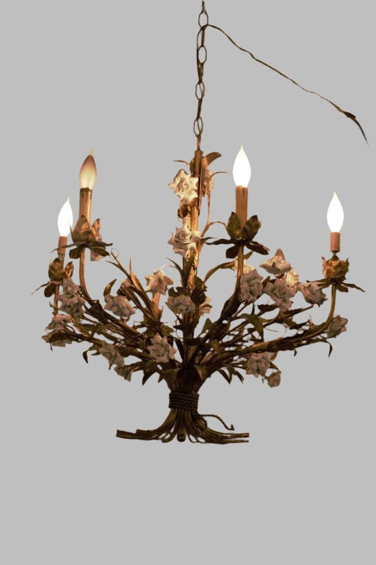 Hollywood Regency Italian Gold Gilt Tole White Porcelain Roses Chandelier (1 of 7)