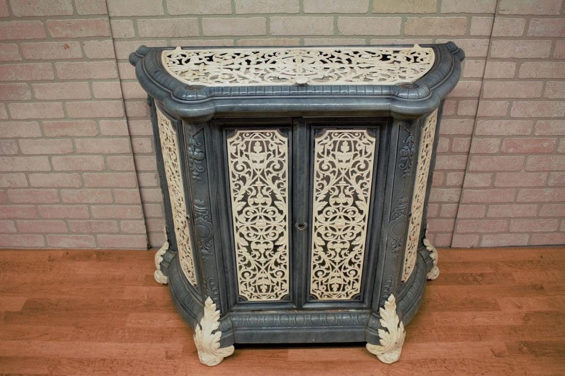 Antique French Victorian Ornate Style Radiator Cover - 3