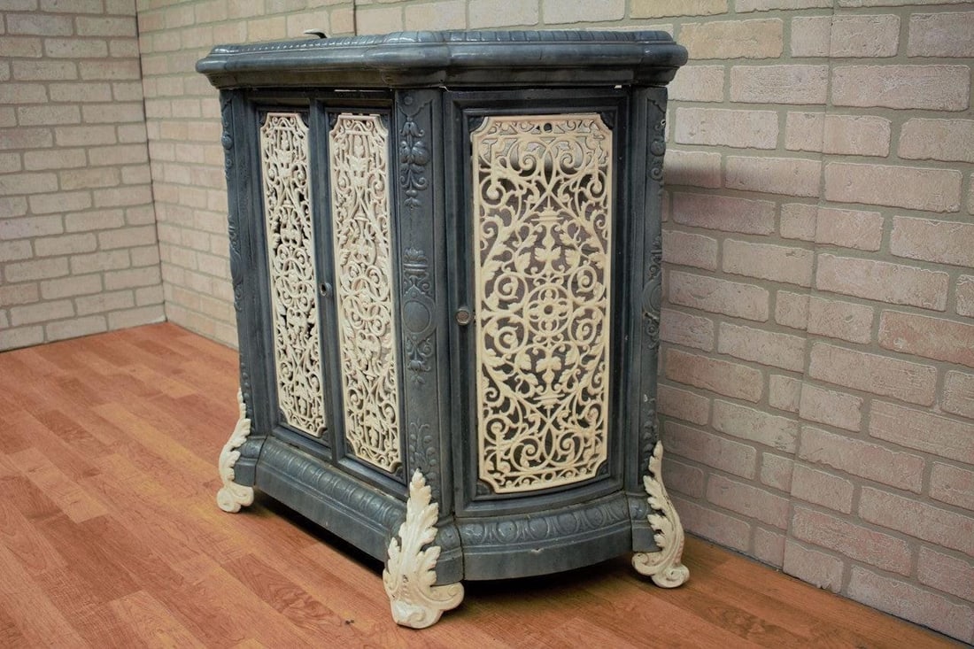 Antique French Victorian Ornate Style Radiator Cover - 5