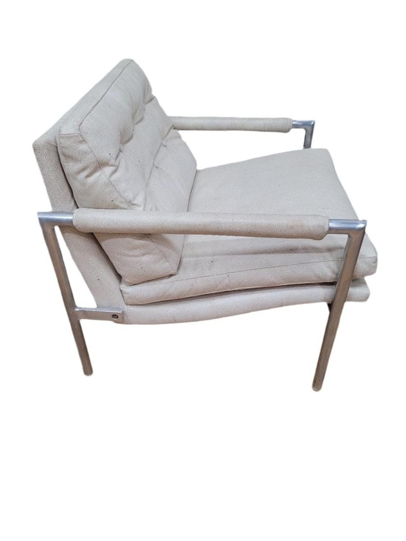 Mid Century Modern Milo Baughman Chrome Flat Bar Chair Newly Reupholstered in Cream Leather - 2