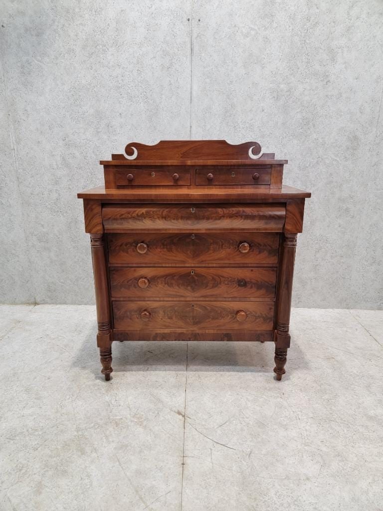 Antique American Empire Flame Mahogany Step Back Chest of Drawers - 2
