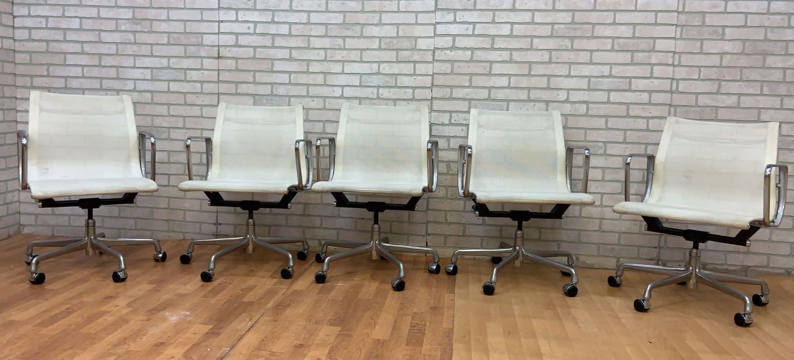 Mid Century Modern Herman Miller Eames Low Back White Mesh Desk Chair - Set of 6 - 7