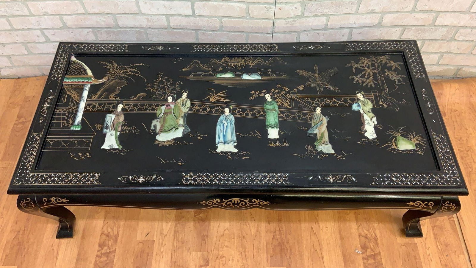 Mid Century Modern Black Lacquer Chinoiserie Coffee Table with Mother Of Pearl Inlays - 2