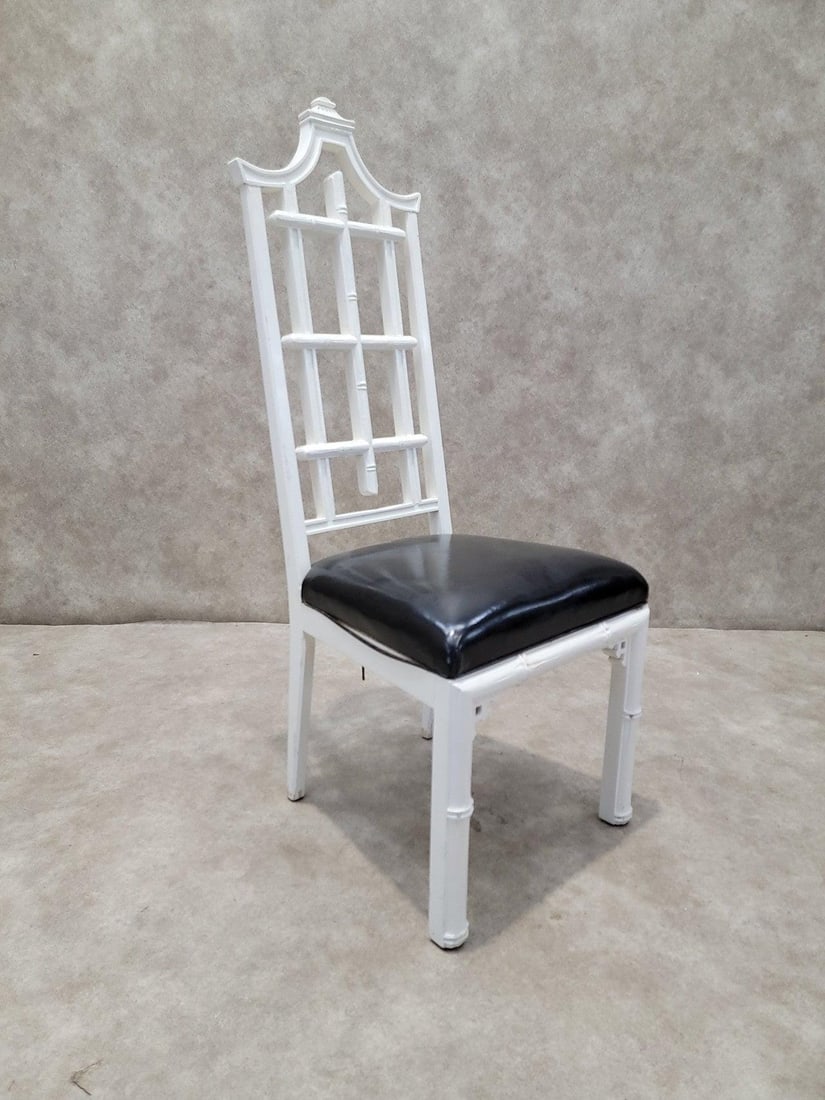 Vintage Hollywood Regency Chinese Pagoda Style White Lacquered Side Chair - 3