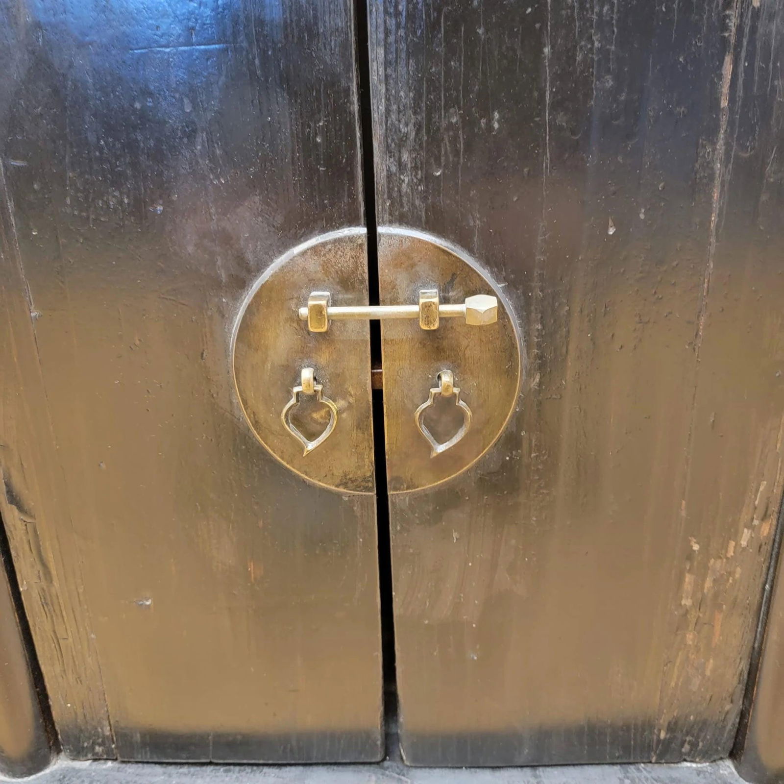 Antique Shanxi Province Elm and Black Lacquer Nightstand / Side Table with Storage - 8
