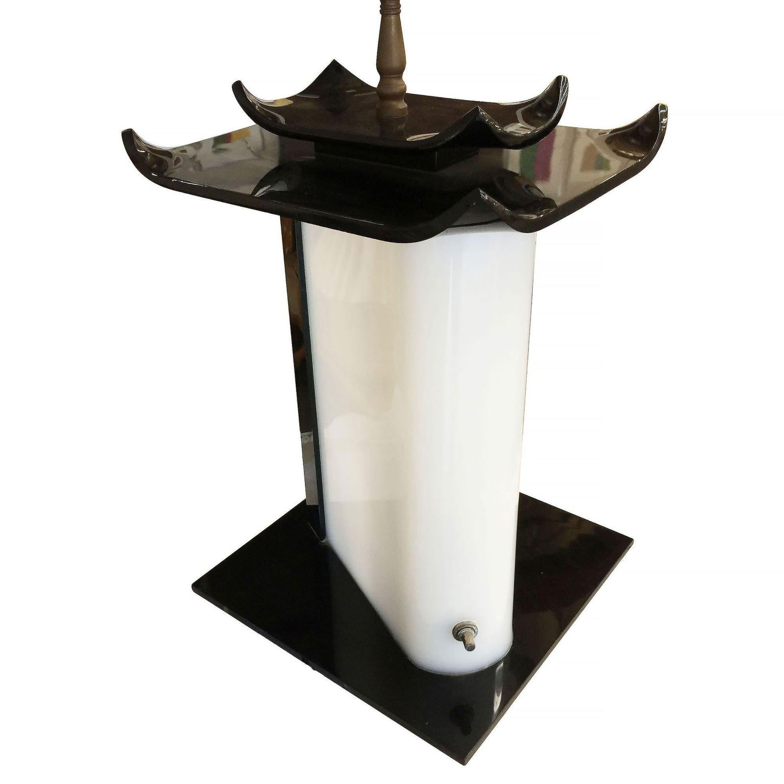 Midcentury Arabian Inspired Lucite Sculptural Lamp by Moss - 10