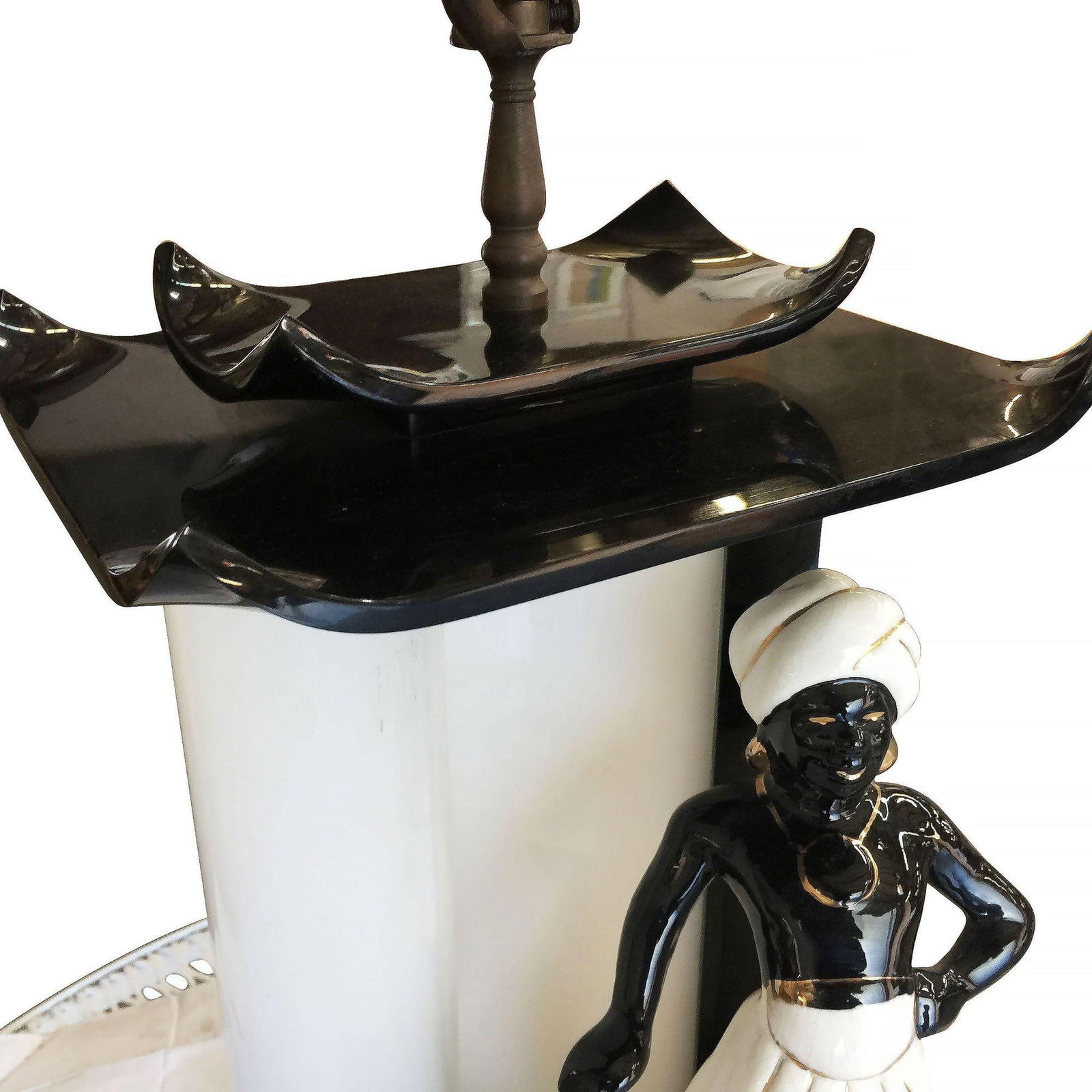 Midcentury Arabian Inspired Lucite Sculptural Lamp by Moss - 3