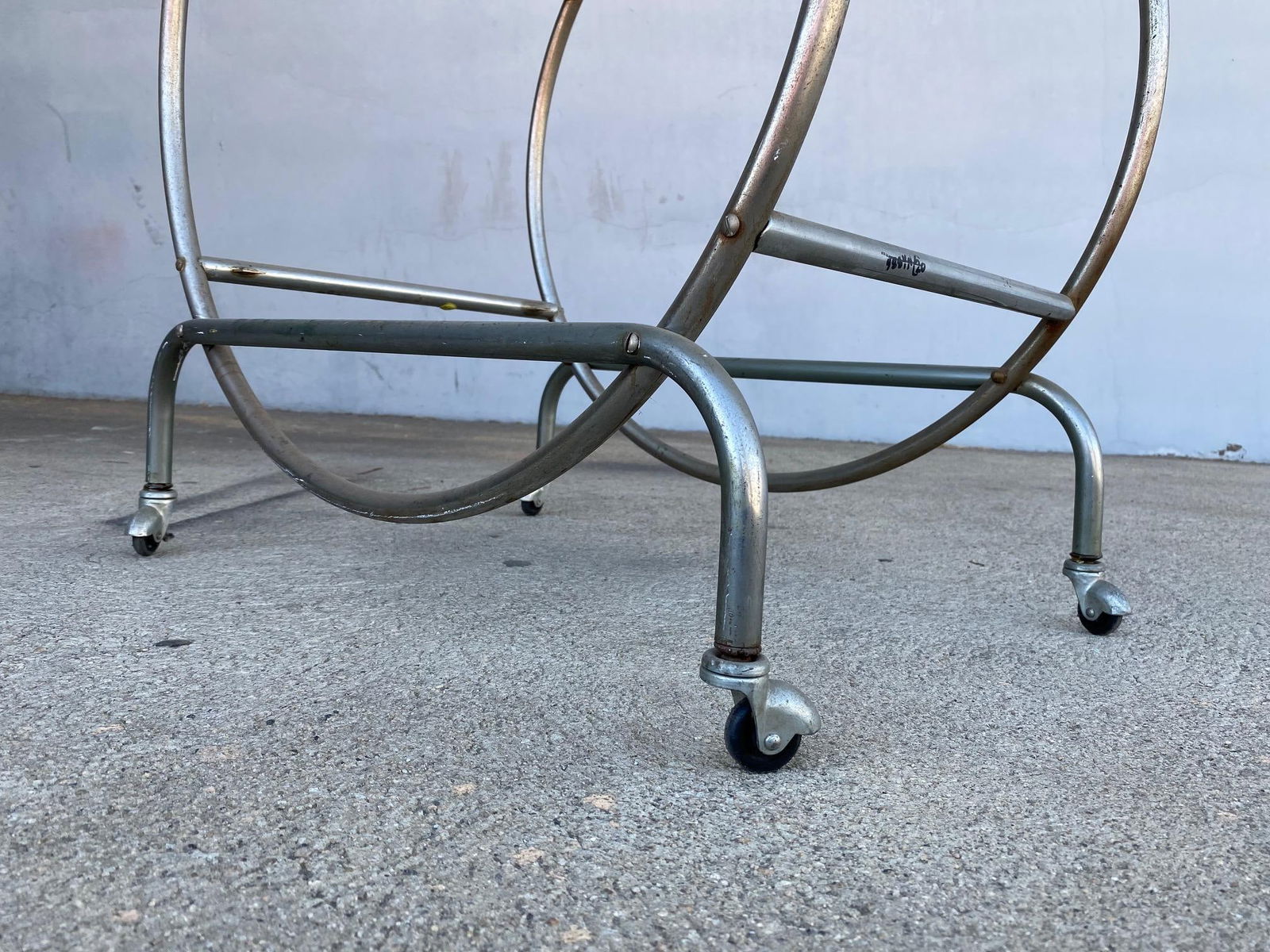Bauhaus Inspired Art Deco Chrome Tubular Bar Cart - 19