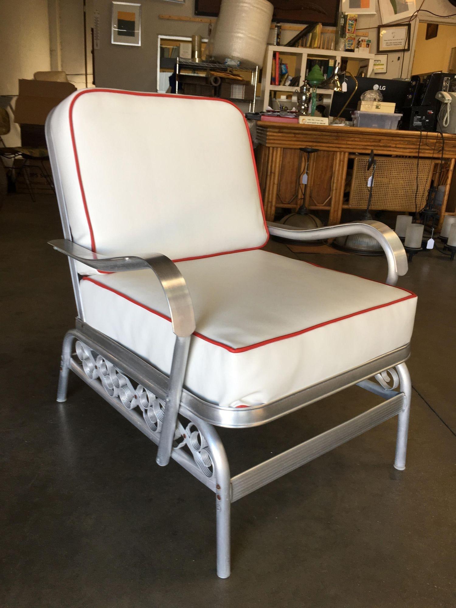 Aluminum Patio / Outdoor Lounge Chair with Scrolling Side, circa 1950 - 6