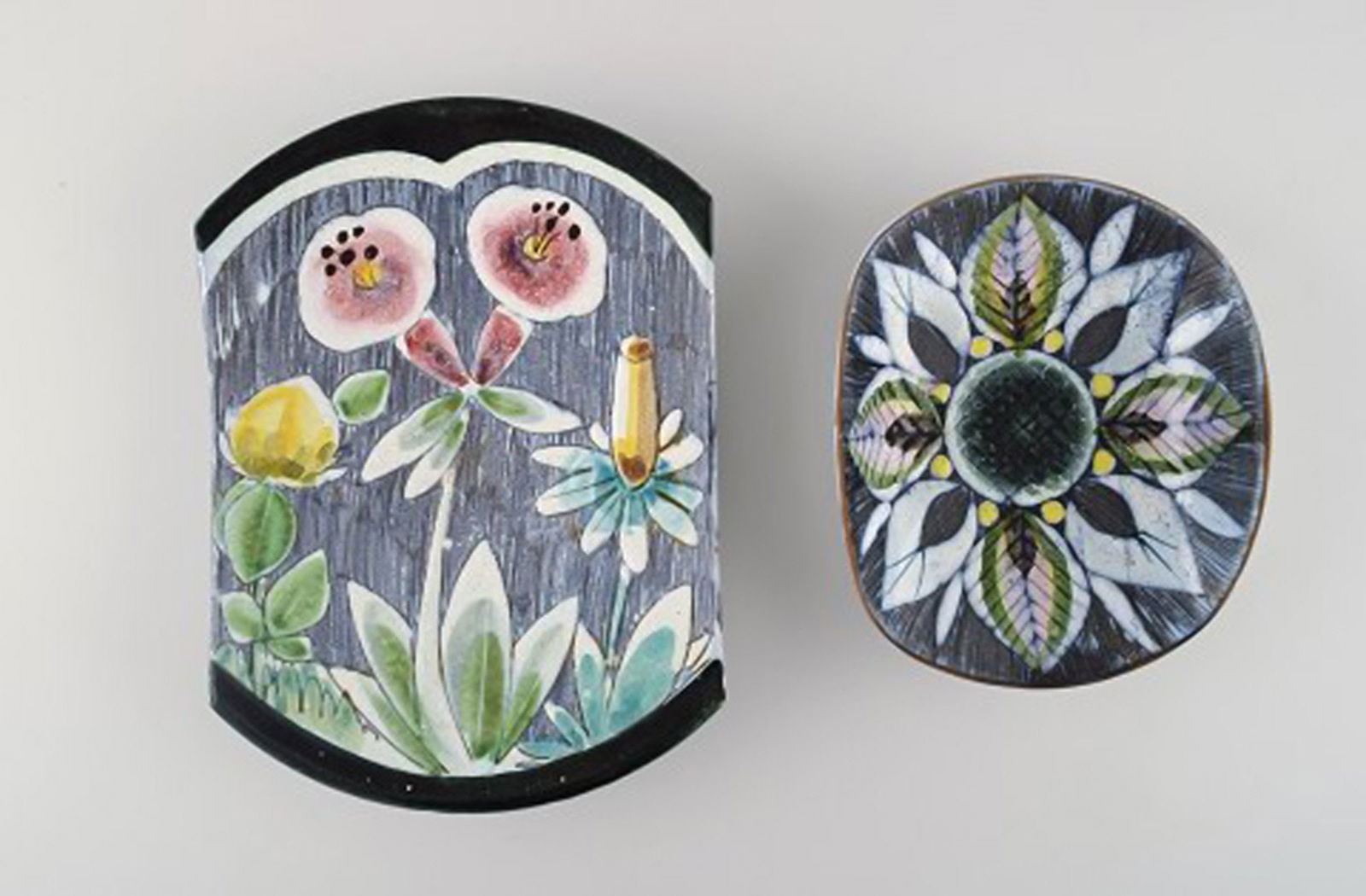 Tilgmans, Sweden. A collection of glazed ceramics decorated with girls and floral motifs. 1960s. - 3