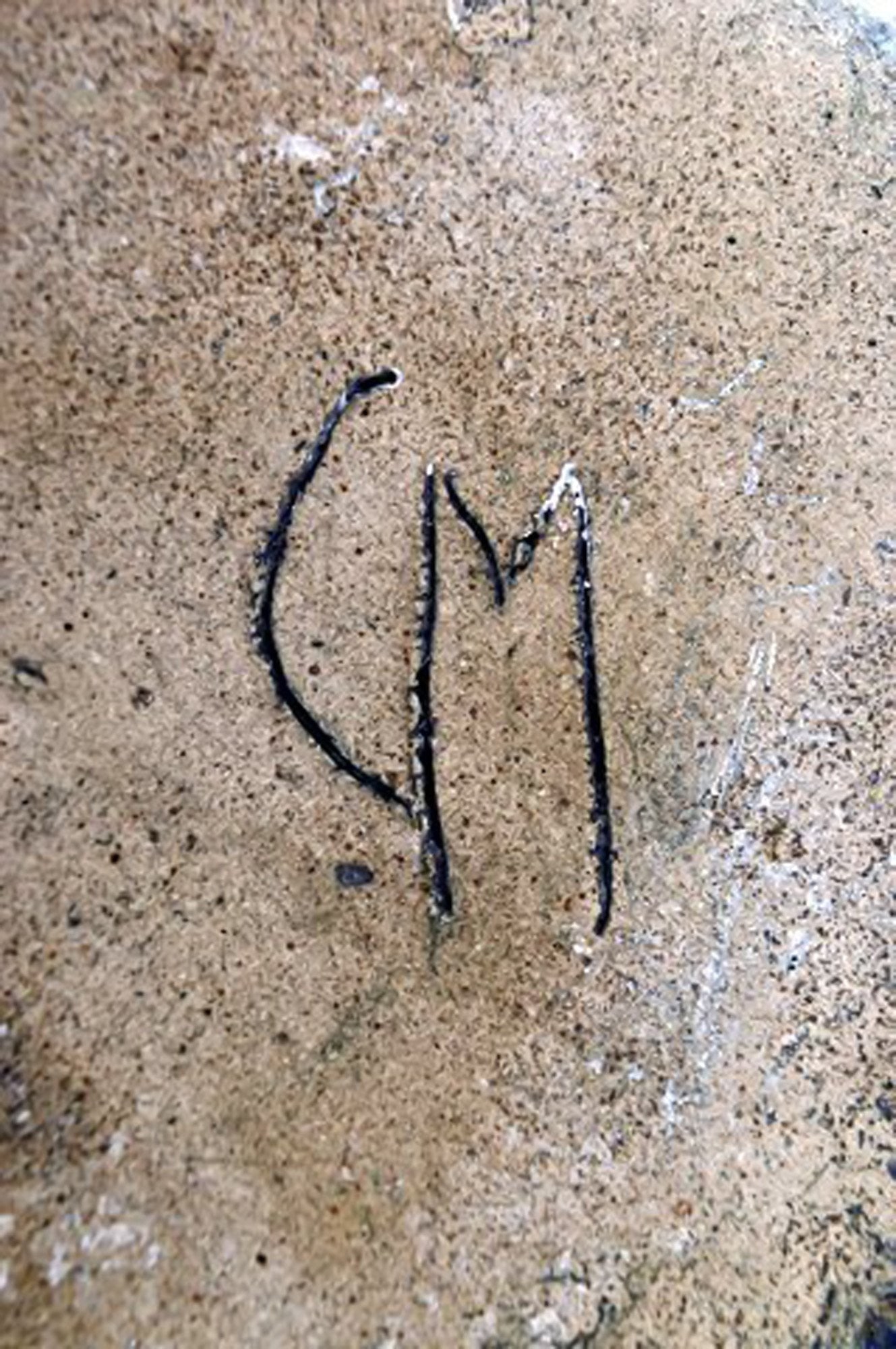 Christina Muff, Danish contemporary ceramicist (b. 1971). Hand modeled stoneware vase from the - 5