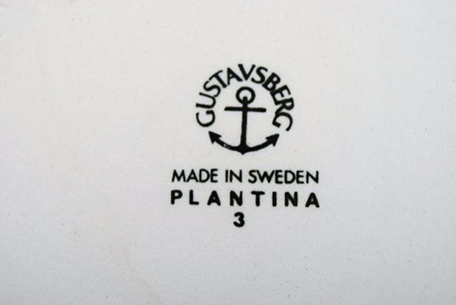 Gustavsberg, Sweden. Three flower pot covers in white glazed stoneware. 1970s. - 6