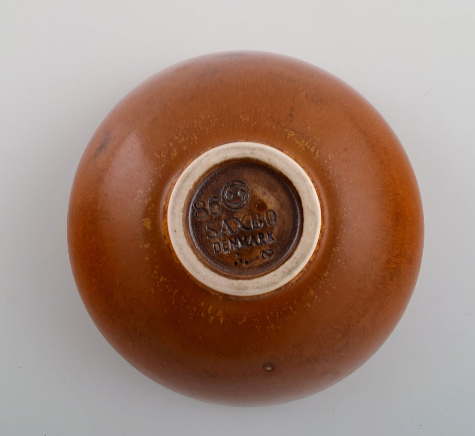 Saxbo bowl in glazed stoneware. Beautiful glaze in brown shades. Mid-20th century. - 7