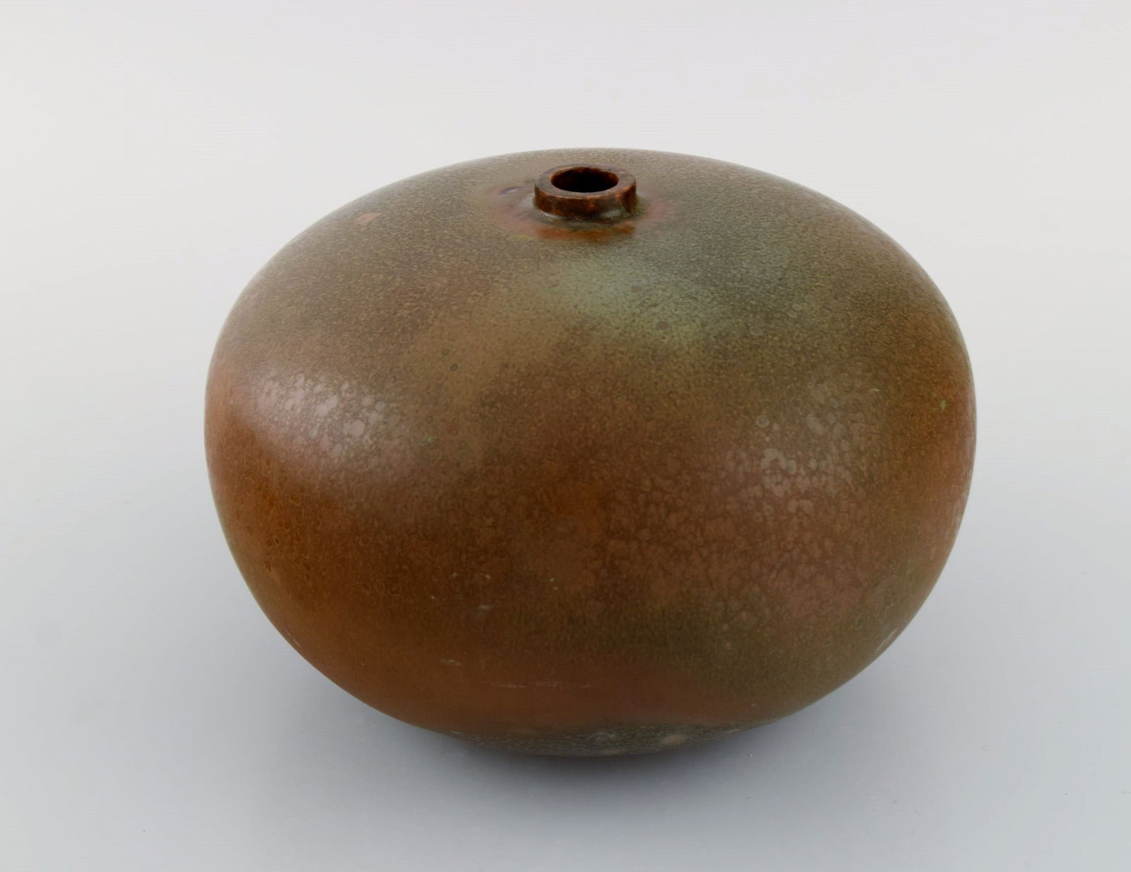 Round Bing & Grøndahl vase in glazed stoneware. Beautiful glaze in earth tones. 1920s / 30s. - 4