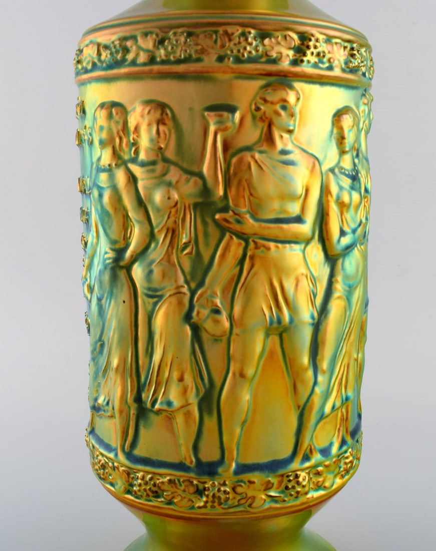Unique Zsolnay vase in glazed ceramics. Beautiful eozin glaze. International exhibition of - 8
