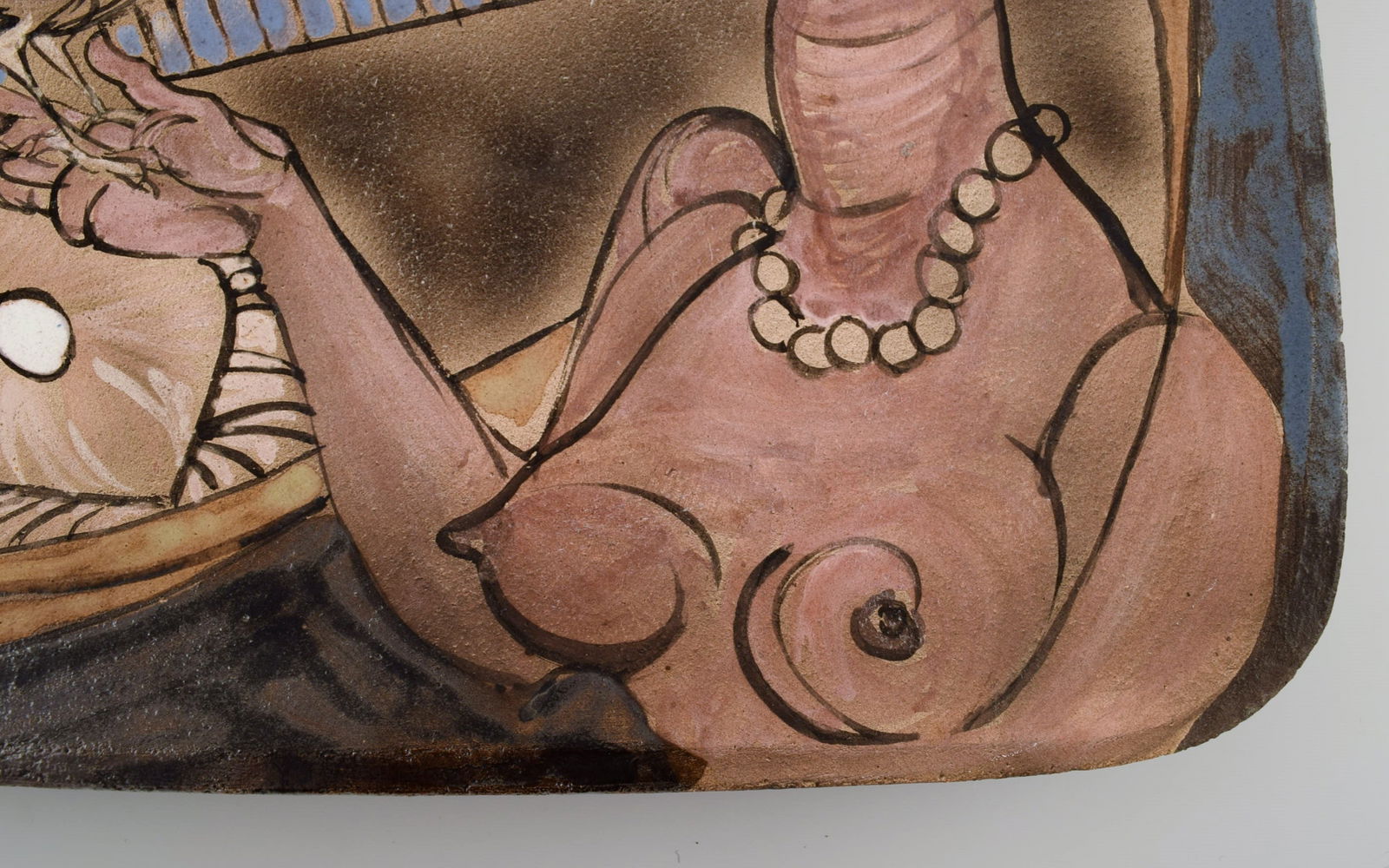 Achiel Pauwels (b. 1932), Belgium. Unique dish in glazed hand-painted ceramics. Naked woman and - 3