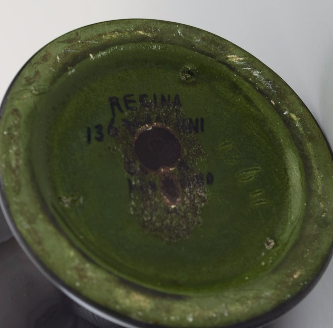 Regina, Holland. Antique art nouveau vase in glazed ceramics with hand-painted flowers and foliage. - 7