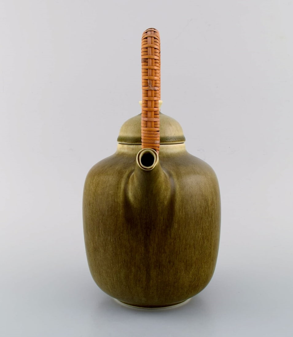 Frode Blichfeldt Bahnsen for Palshus. Teapot in glazed stoneware with wicker handle. Beautiful glaze - 4