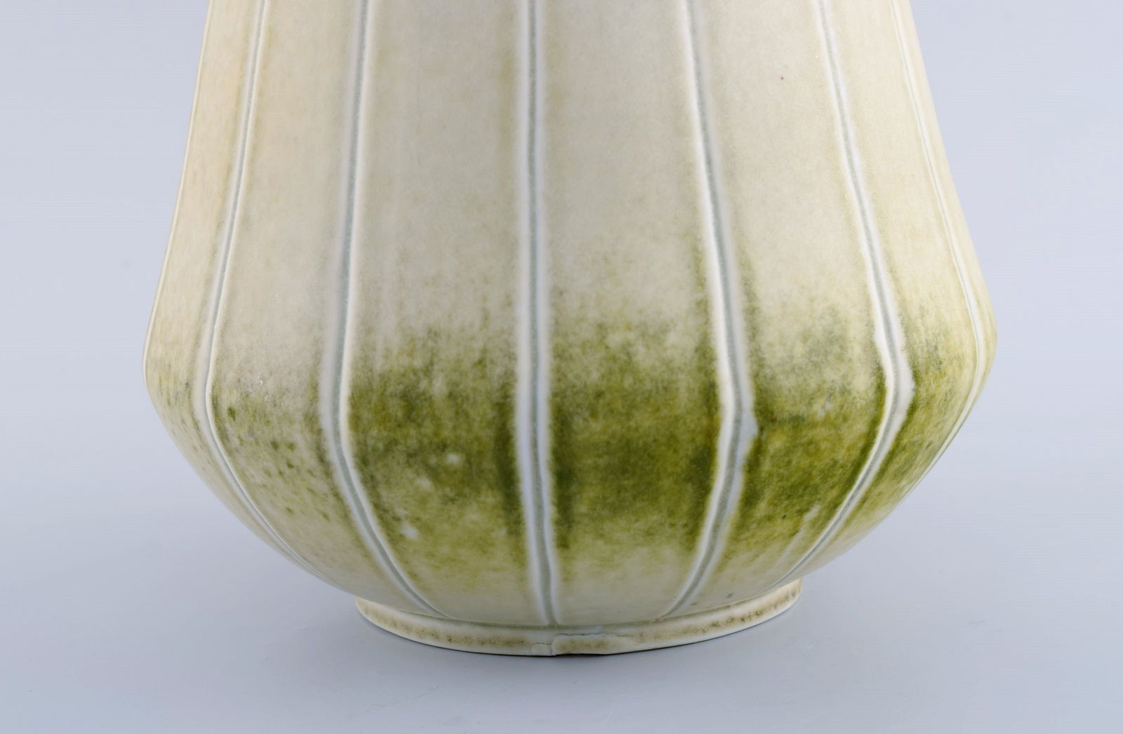 Gunnar Nylund for Rörstrand. Large rare unique Air Force vase in glazed stoneware. Swedish - 7