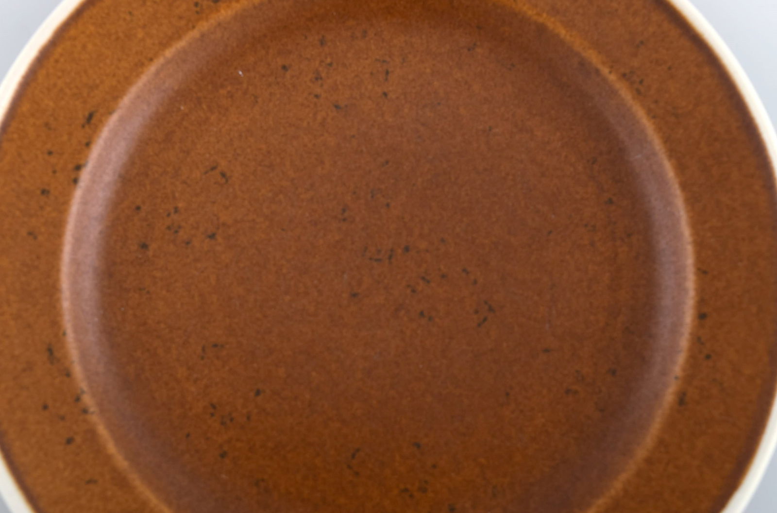 Stig Lindberg for Gustavsberg. Twelve Coq plates. Beautiful glaze in brown shades. 1960s. - 3