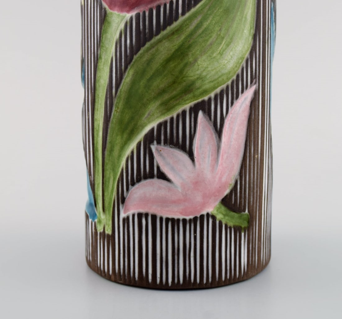 Mari Simmulson (1911-2000) for Upsala-Ekeby. Vase in glazed ceramics with floral decoration. - 5