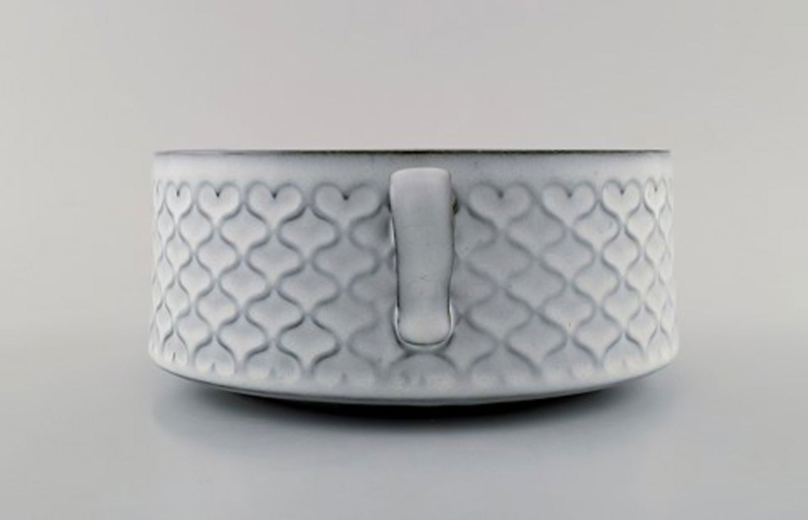 Bing & Grondahl number 312. Bowl with handles. B & G Grey Cordial Quistgaard Nissen Kronjyden - 2