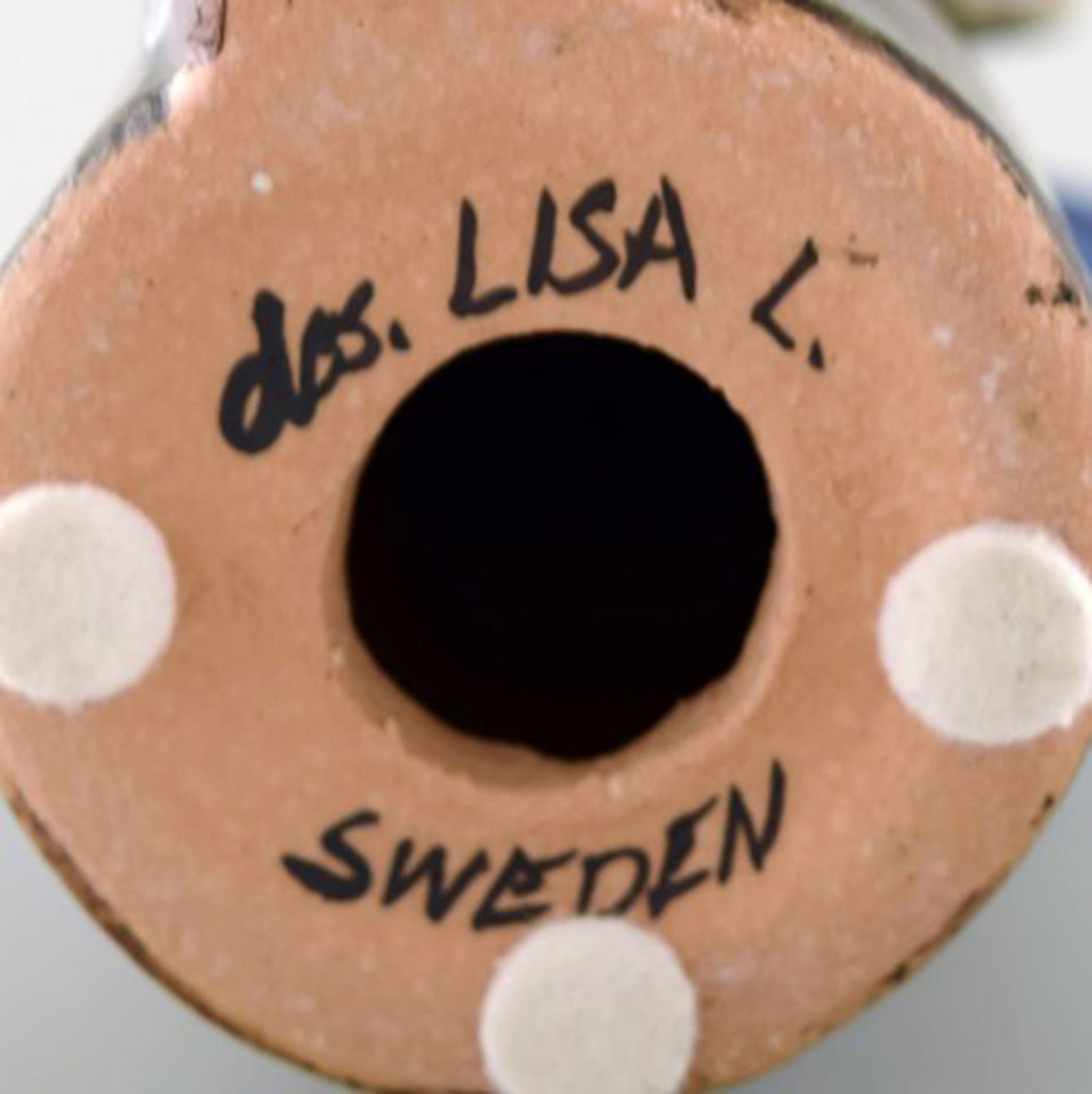 Very rare Lisa Larson unique figure of sitting woman in blue with golden rooster. - 7