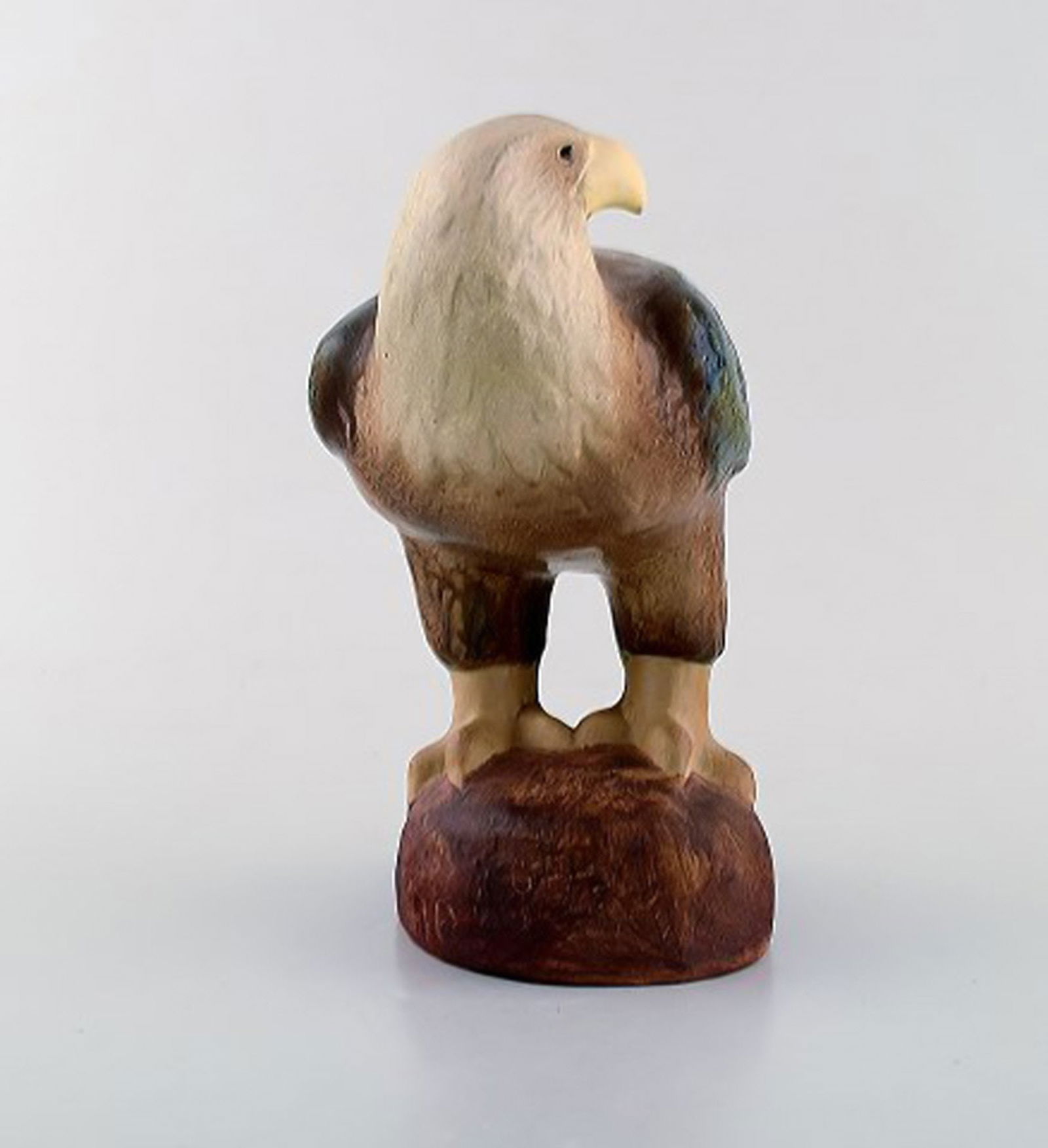 Lisa Larson for Gustavsberg. Figure in glazed ceramics. Eagle. Mid 20th century. - 2