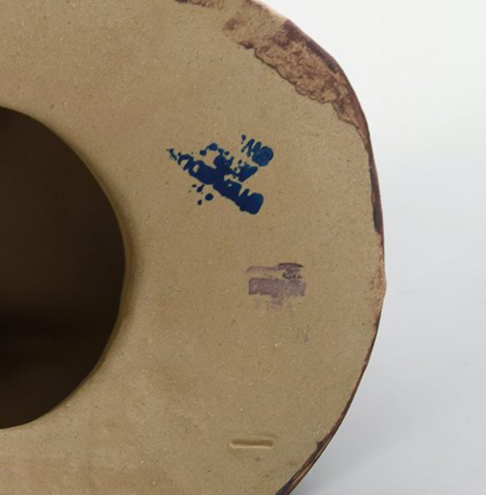 Lisa Larson for Gustavsberg. Figure in glazed ceramics. Eagle. Mid 20th century. - 6