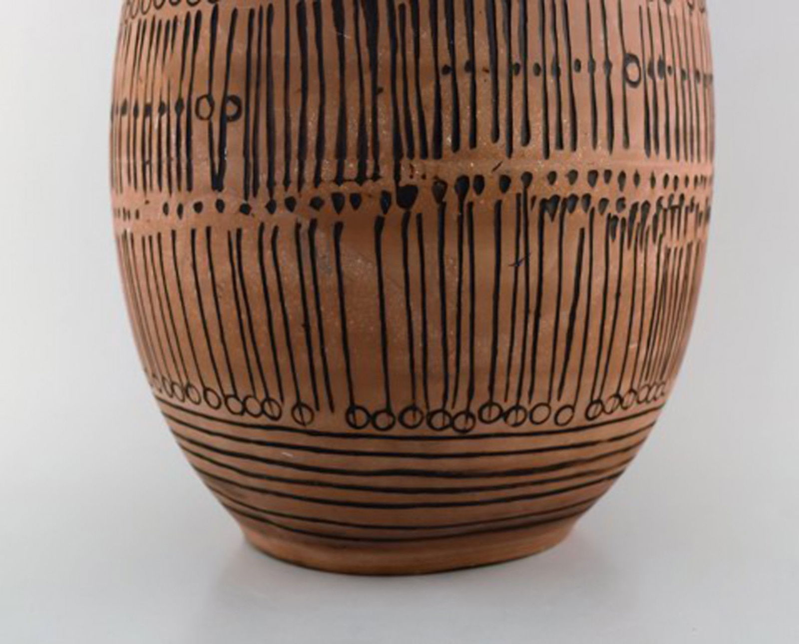 Lisa Larson for Gustavsberg. Huge Granada ceramic vase in modernist design. 1960 / 70's. - 4