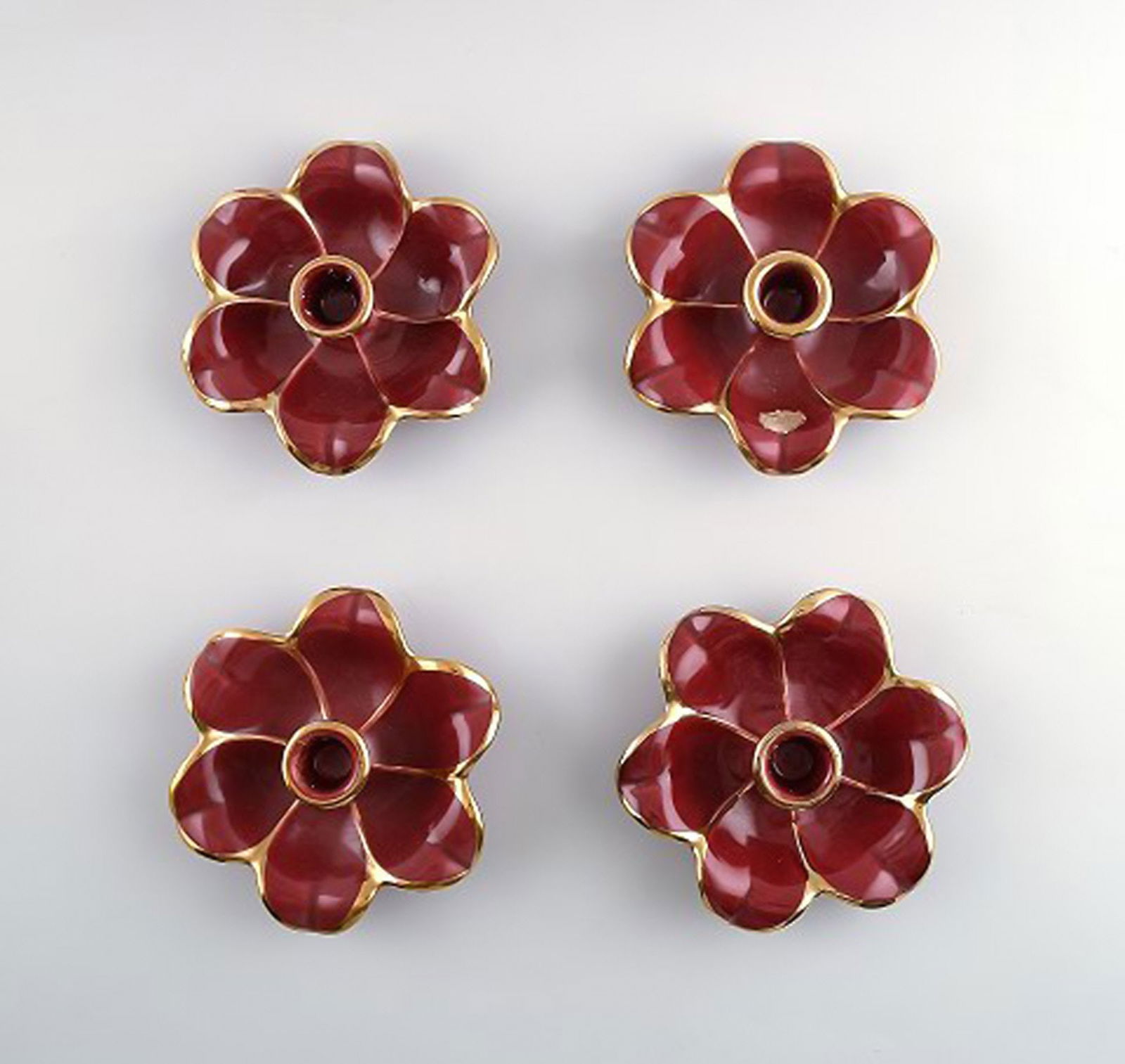 Collection of 'Red Rubin' pottery with red glaze with gold, Upsala-Ekeby, Gefle. Design Arthur - 3