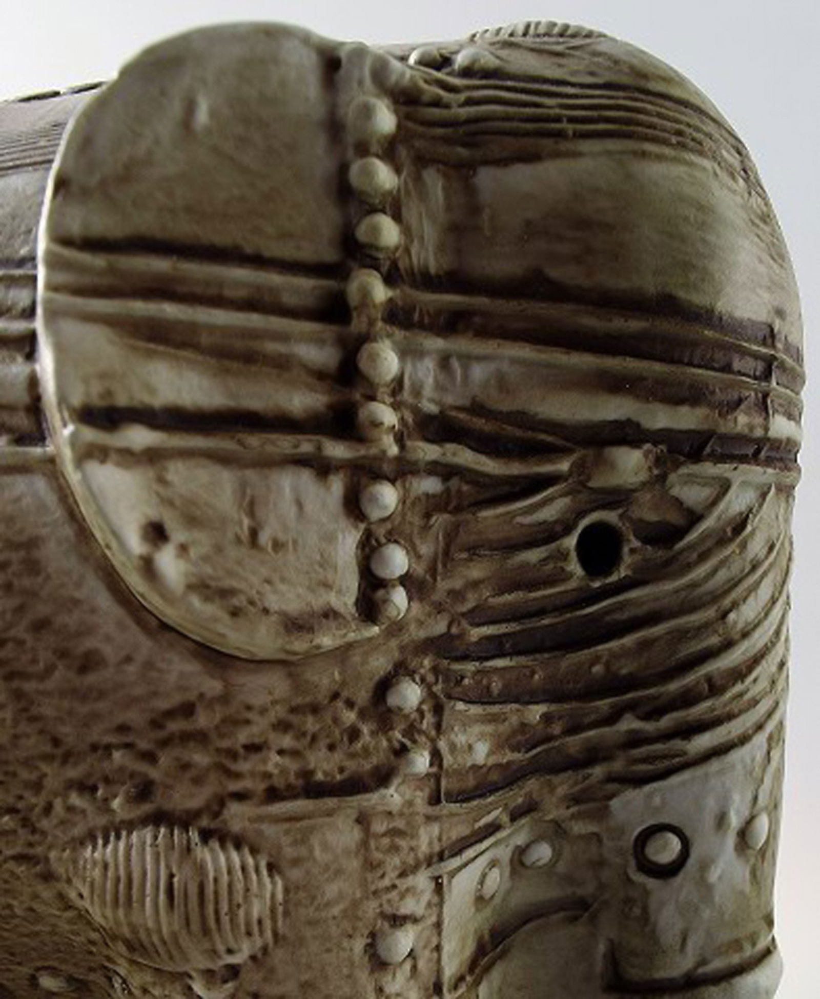 Rorstrand Bertil Vallien four elephants, ceramics. - 4