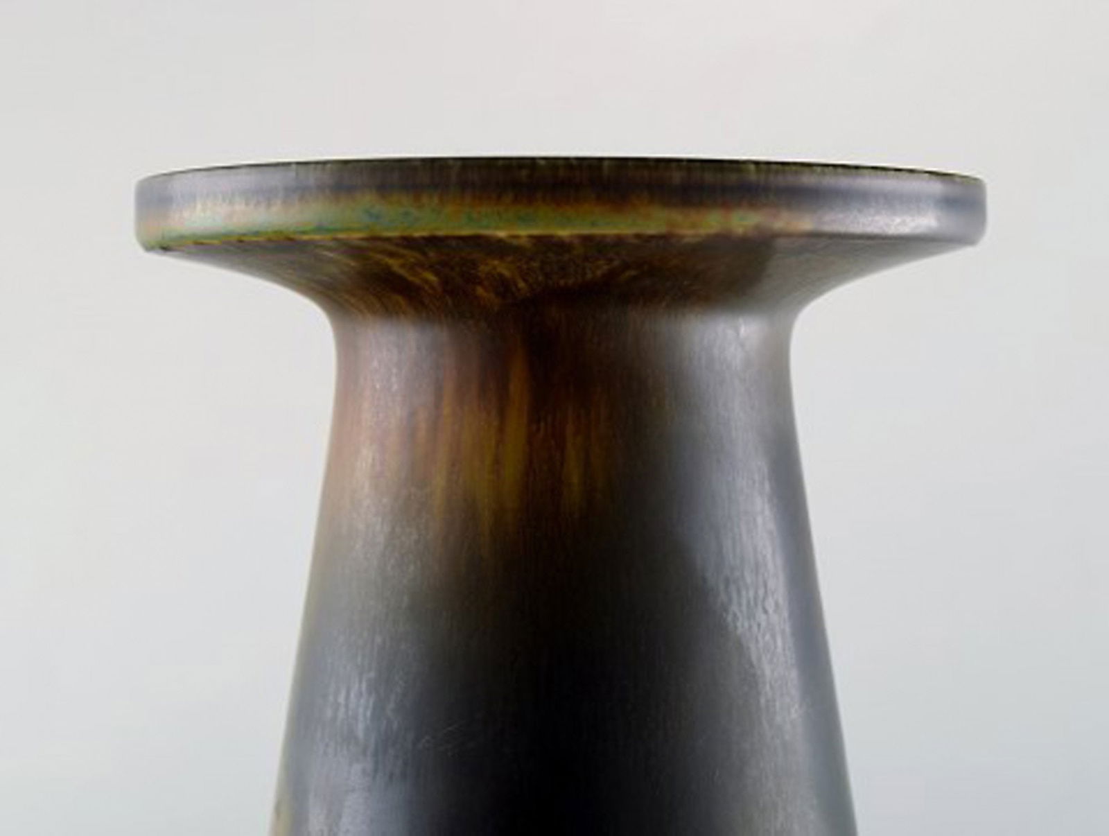 Huge Rörstrand floor vase in ceramics by Gunnar Nylund. - 4