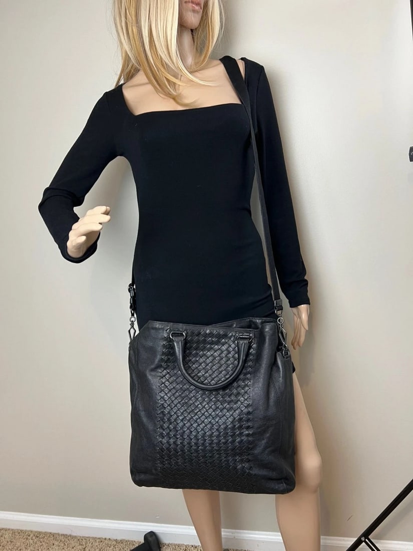 Bottega Veneta Nappa Intreciato Black Leather Messenger Tote Bag - 13