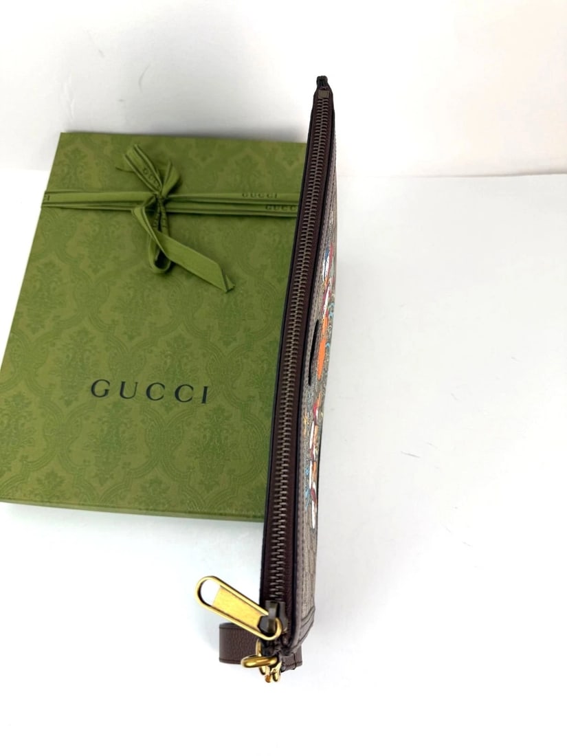 Gucci Disney Donald Duck GG Supreme Zip Beige Clutch Wristlet Bag - 8