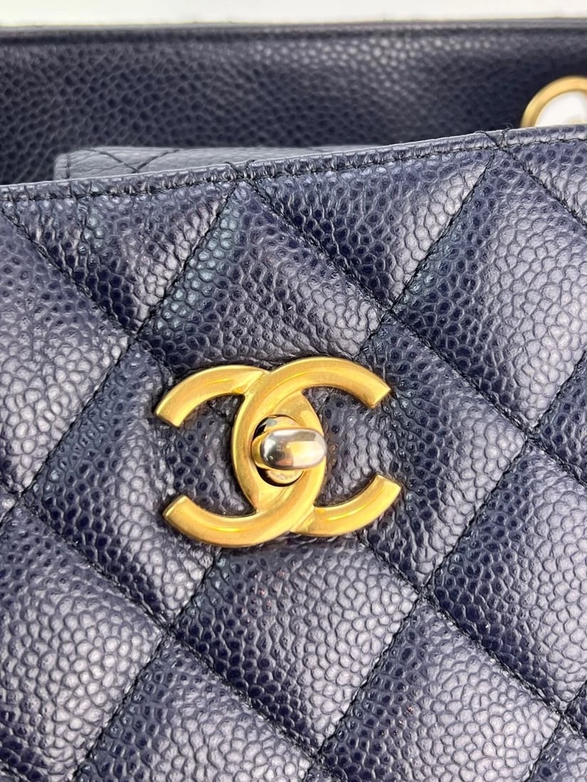 Chanel Caviar Quilted Large Classic Shopping Blue Leather Tote - 7