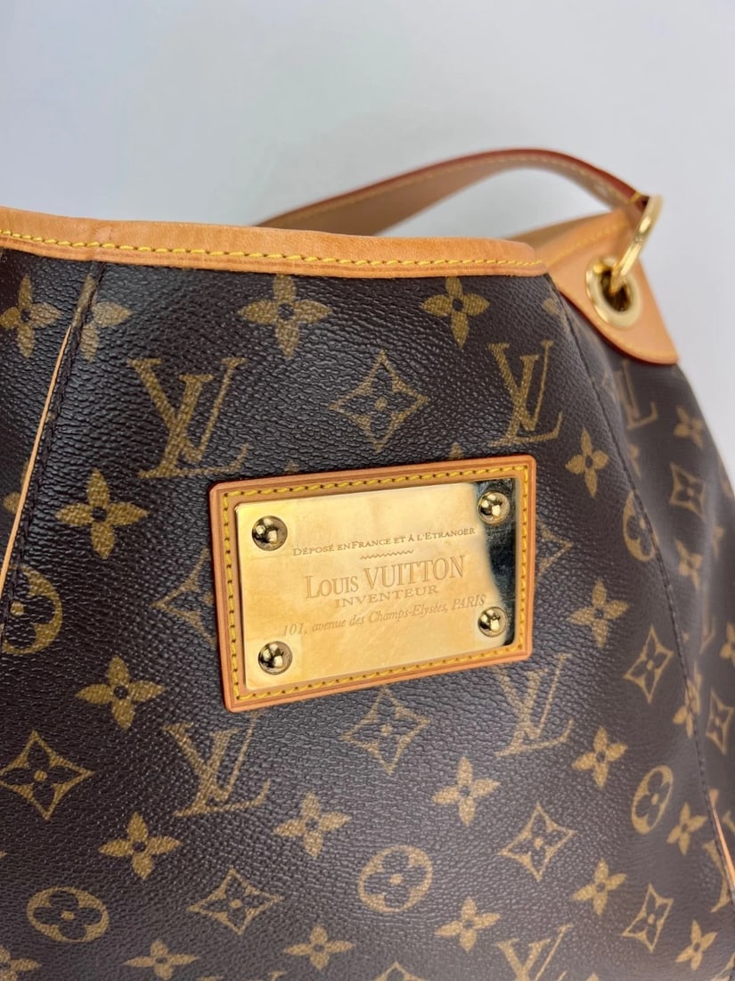 Louis Vuitton Galliera PM Monogram Shoulder Bag - 9
