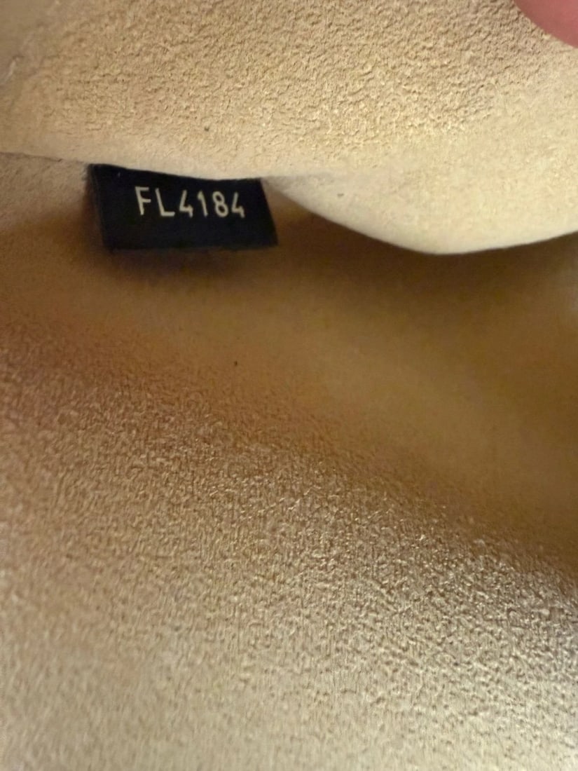 Louis Vuitton Dora Monogram MM Noir Shoulder Hand Bag - 8