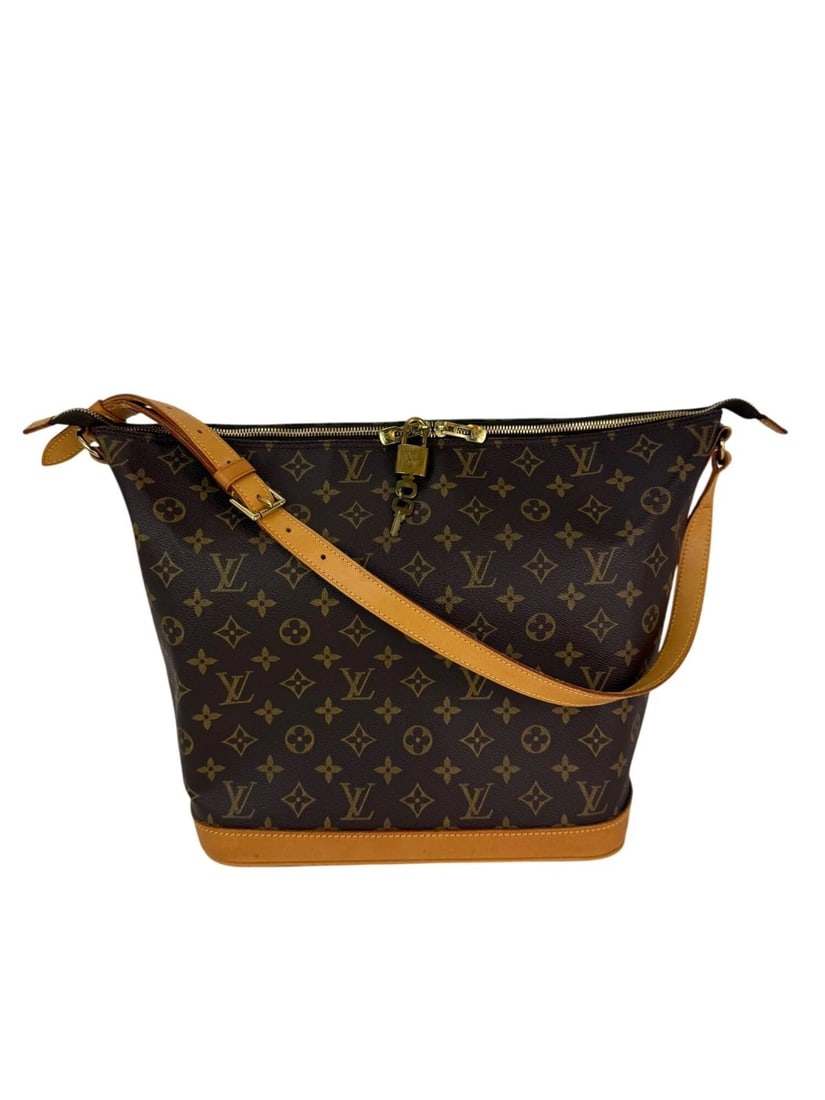 Louis Vuitton Monogram Sharon stone Amfar Vanity Three Shoulder Bag: Title: Louis Vuitton Monogram Sharon stone Amfar Vanity Three Shoulder Bag Description: Pre-Owned 100% Authentic Louis Vuitton Monogram Sharon stone Amfar Vanity Three Shoulder Bag RATING: B...Very