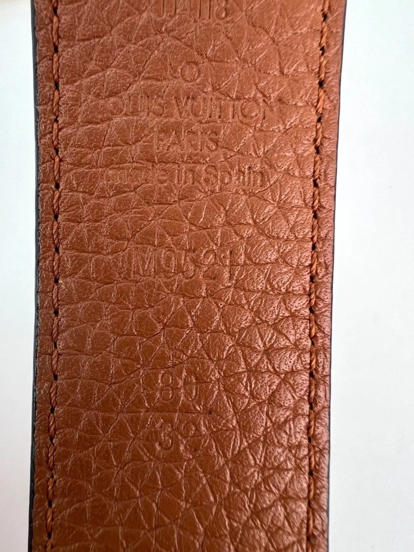 Louis Vuitton 30mm Black Brown Leather Reversible Initiales Belt 80/32 - 11