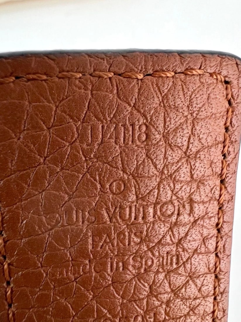 Louis Vuitton 30mm Black Brown Leather Reversible Initiales Belt 80/32 - 14