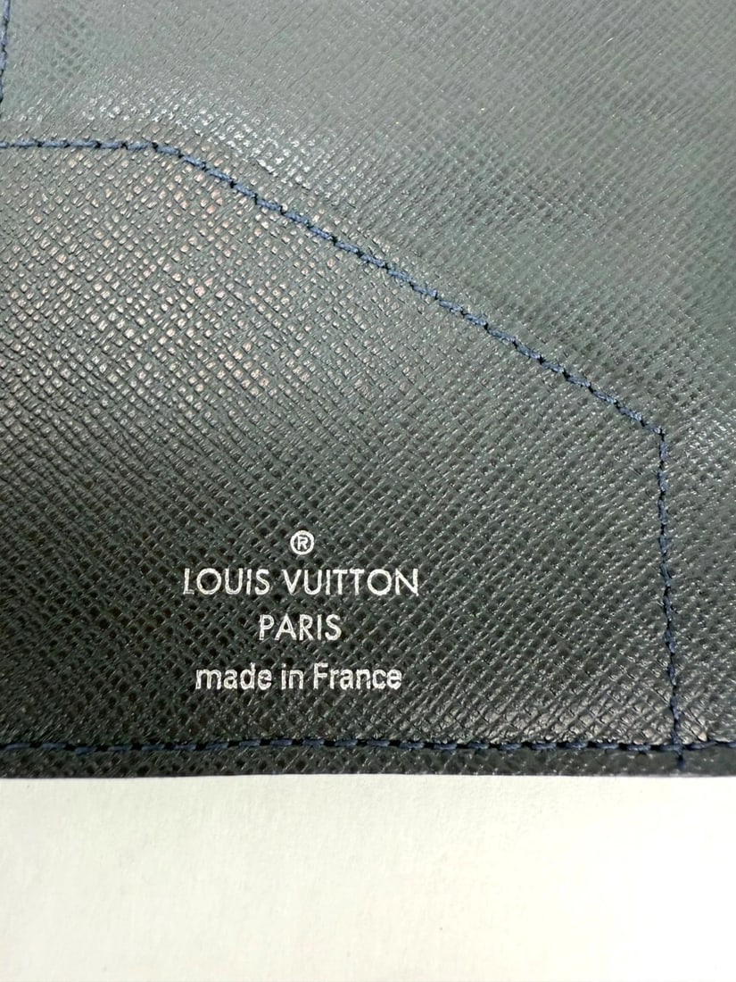 LOUIS VUITTON Taiga Brazza Long Bifold Dark Blue Leather Wallet - 4
