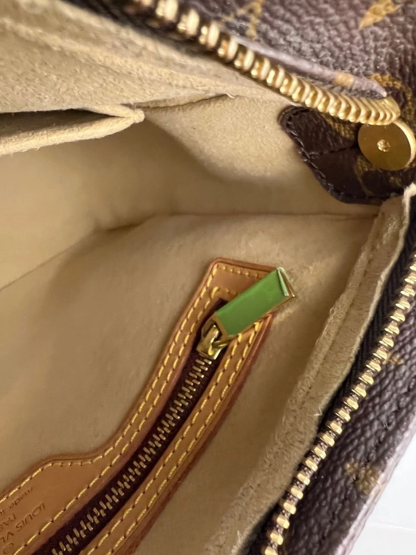 Louis Vuitton Vintage Looping MM Monogram Shoulder Bag - 10