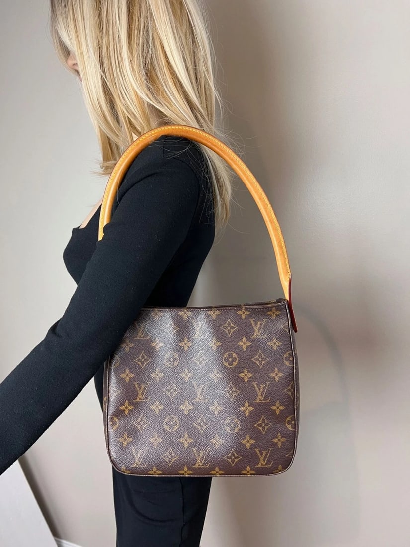 Louis Vuitton Vintage Looping MM Monogram Shoulder Bag - 7